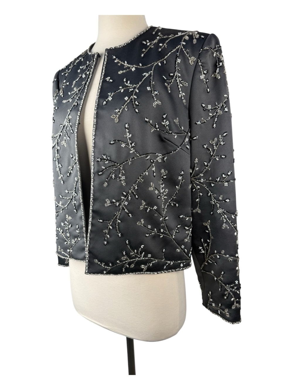 Nahdrée Blacktie Women's Gray Floral Beaded Dress Jacket Neiman Marcus 10P